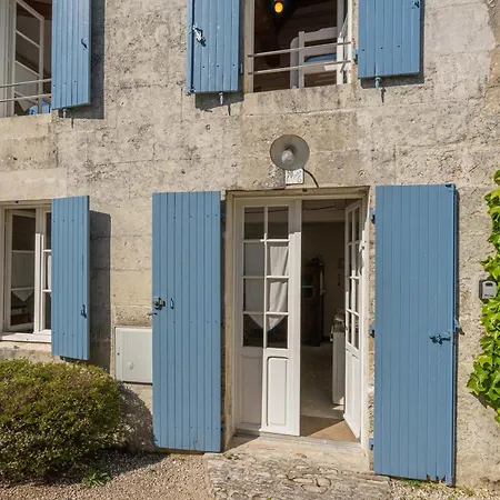 Isatis Mortagne-sur-Gironde