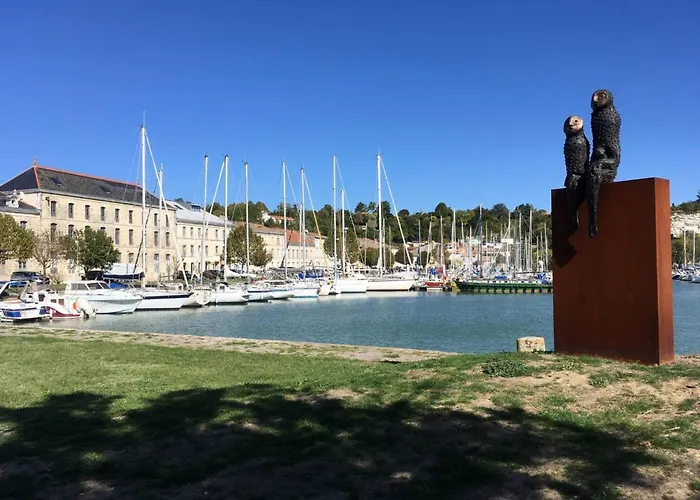 Isatis بيت للعطل *